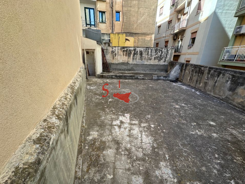 Appartamento con terrazzo esclusivo centro storico